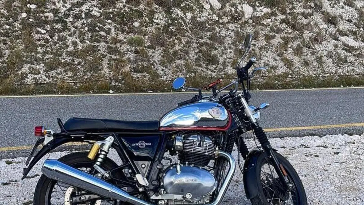 Royal Enfield Interceptor 650 (2021 - 26)  (4)