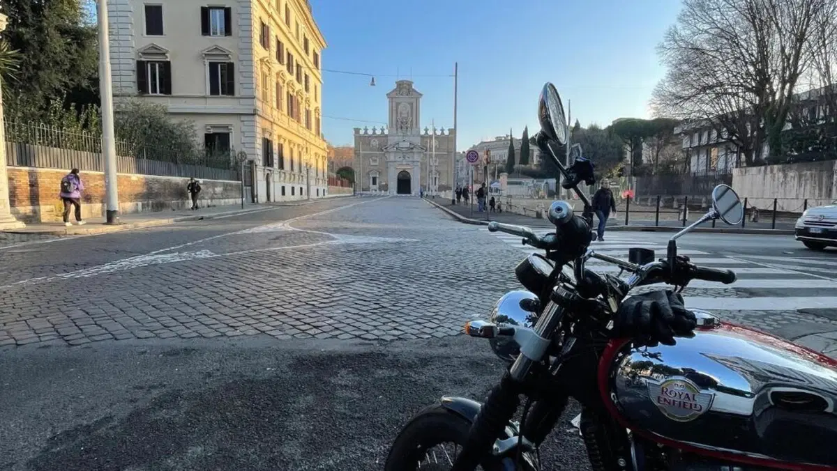 Royal Enfield Interceptor 650 (2021 - 26)  (7)