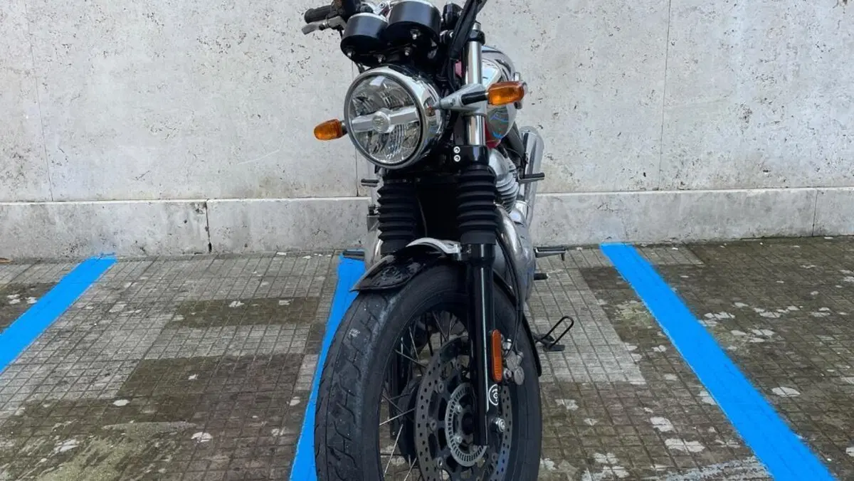Royal Enfield Interceptor 650 (2021 - 26)  (11)
