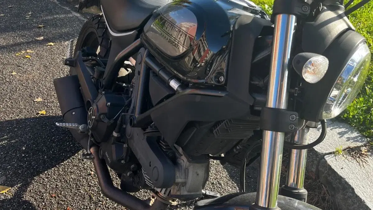 Ducati Scrambler 400 Sixty 2 (2016 - 21)  (2)