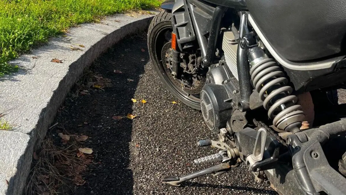 Ducati Scrambler 400 Sixty 2 (2016 - 21)  (4)