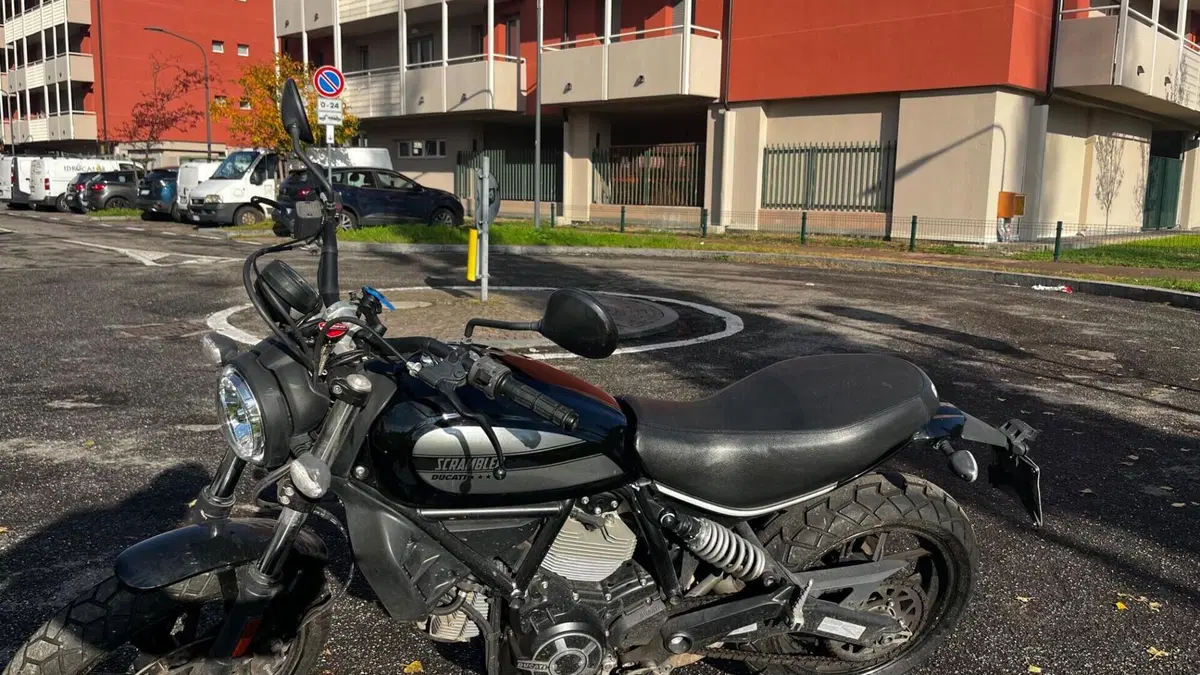 Ducati Scrambler 400 Sixty 2 (2016 - 21)  (7)