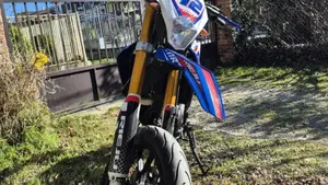 Rieju MRT 50 Supermotard Pro (2021 - 25)  (2)