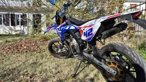 Rieju MRT 50 Supermotard Pro (2021 - 25)  (5)