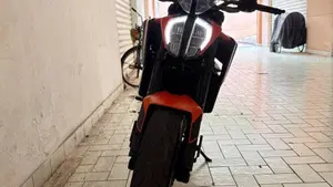 KTM 890 Duke (2021 - 23)  (2)