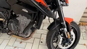KTM 890 Duke (2021 - 23)  (8)