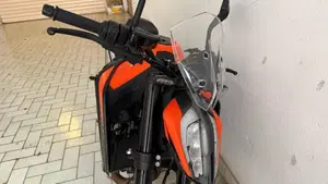 KTM 890 Duke (2021 - 23)  (10)