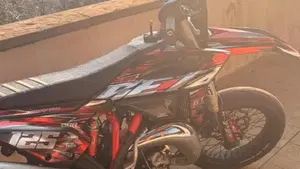 Betamotor RR X-PRO 125 2T Enduro (2025)  (4)