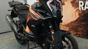 KTM 1290 Super Adventure S (2021)  (9)
