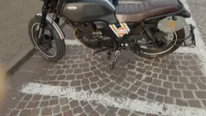 Brixton Motorcycles Glanville 250 X (2018 - 19)  (5)