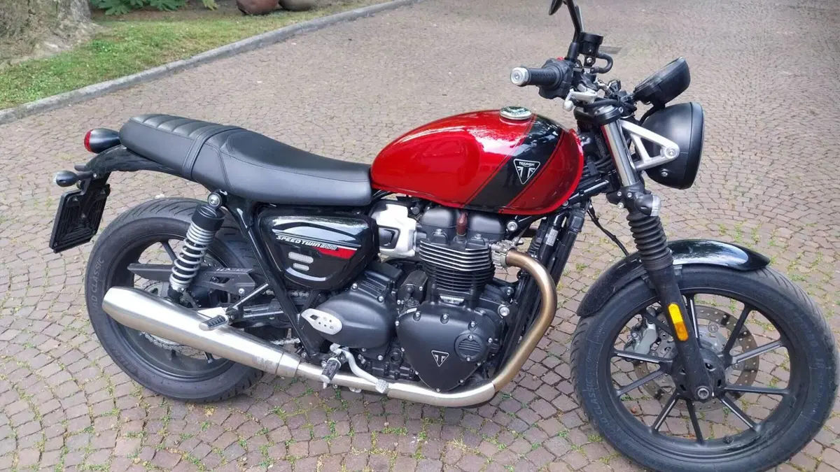 Triumph Speed Twin 900 (2023 - 24)  (2)