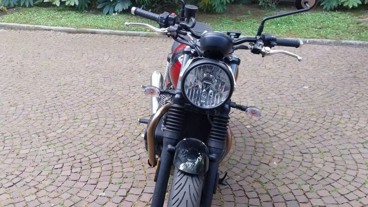 Triumph Speed Twin 900 (2023 - 24)  (3)
