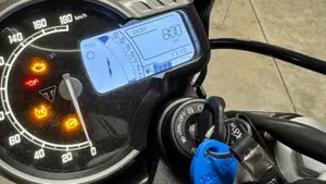 Triumph Speed 400 (2024 - 26)  (5)