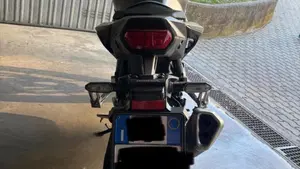 Honda CB 750 Hornet (2023 - 24)  (2)