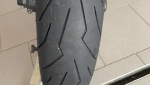 Aprilia RSV 1000 R (2004 - 05)  (8)