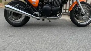 Triumph Thunderbird 900 Sport (2003 - 04)  (2)