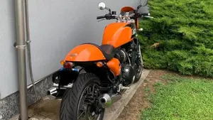 Triumph Thunderbird 900 Sport (2003 - 04)  (4)