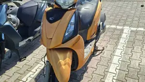 Kymco People 200i GT (2010 - 17)  (2)