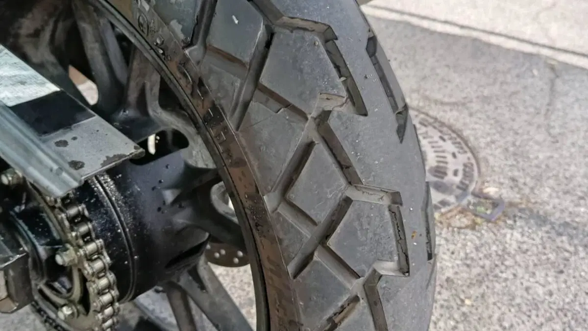 Suzuki V-Strom 1000 ABS (2014 - 17)  (4)