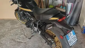 Kawasaki Z 650 RS (2025 - 26)  (2)