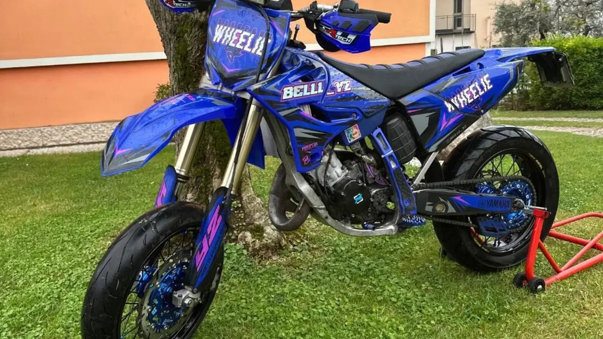 Yamaha YZ 125 (2014)  (2)
