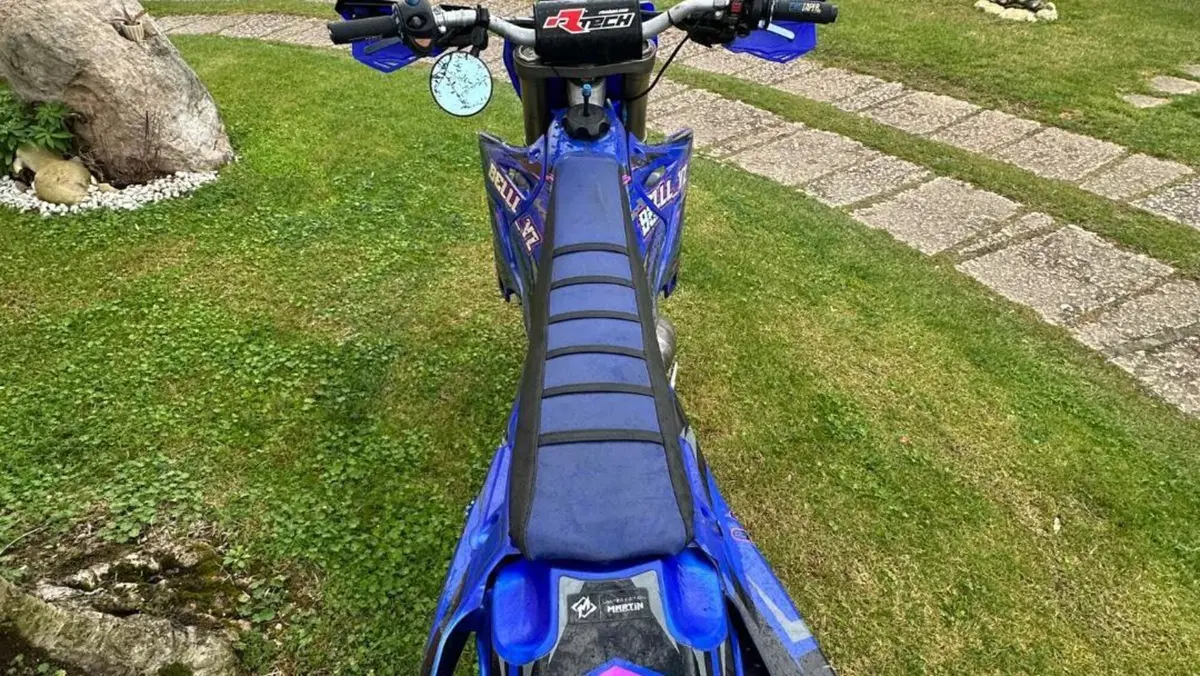 Yamaha YZ 125 (2014)  (9)
