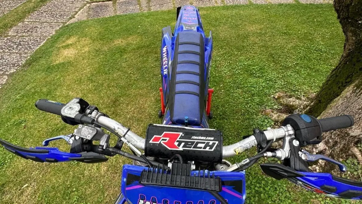 Yamaha YZ 125 (2014)  (10)