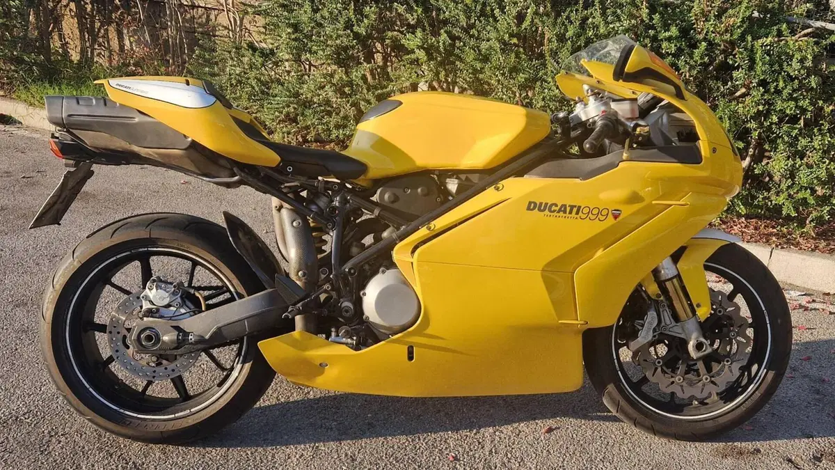 Ducati 999 (2002 - 04) 