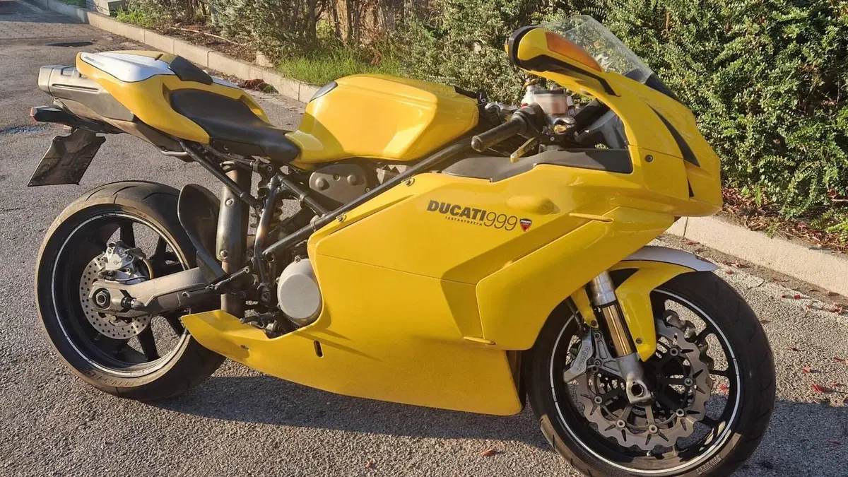 Ducati 999 (2002 - 04)  (2)