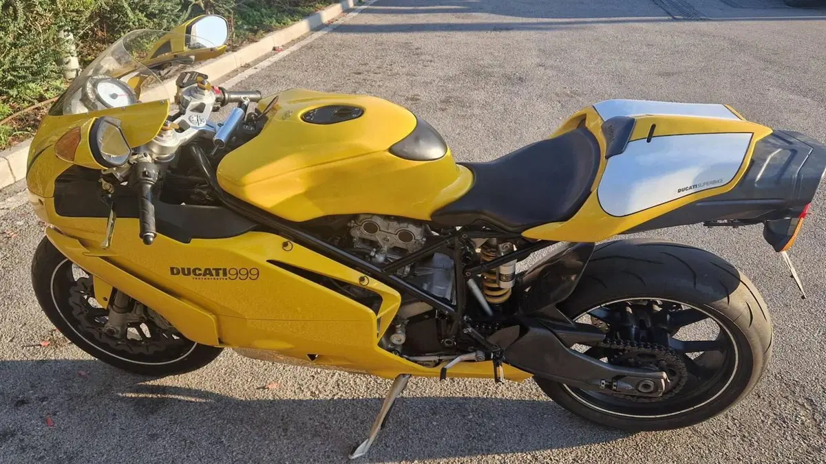 Ducati 999 (2002 - 04)  (4)