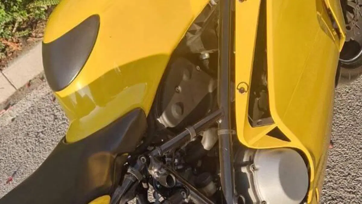 Ducati 999 (2002 - 04)  (5)