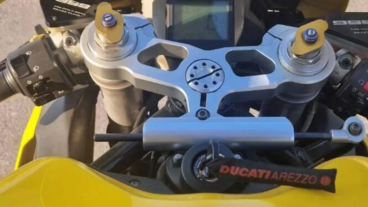 Ducati 999 (2002 - 04)  (9)
