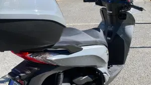 Honda SH 300 i Sport ABS (2018 - 20)  (2)
