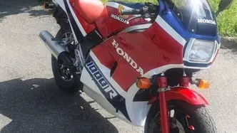 Honda VF 1000 F (1985 - 87) usata