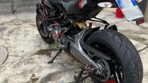 Ducati Monster 821 Stealth (2019 - 20)  (10)