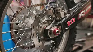 Honda CRF 250R (2020)  (18)