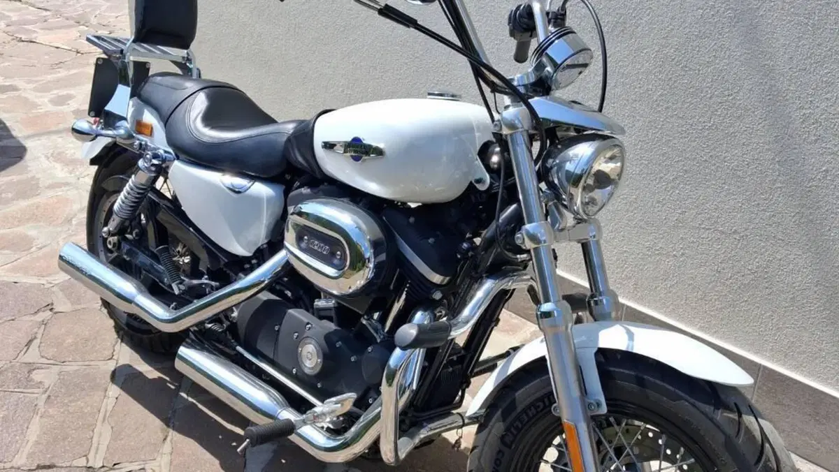 Harley-Davidson 1200 Custom CB (2013 - 17) - XL 1200CB  (4)
