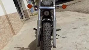 Suzuki VS 600 GL Intruder (1995 - 96)  (6)