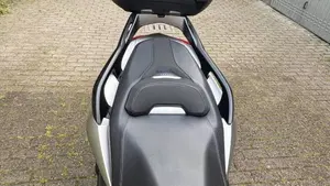 Yamaha X-Max 300 ABS (2017 - 20)  (2)