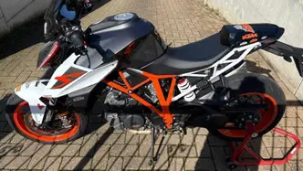 KTM 1290 Super Duke R (2019) usata