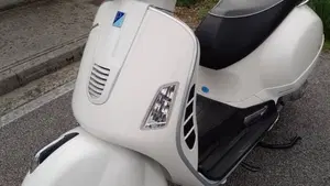 Vespa GTS 300 Super (2008 - 16) 