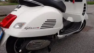 Vespa GTS 300 Super (2008 - 16)  (3)
