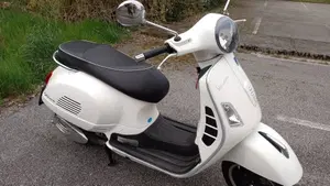Vespa GTS 300 Super (2008 - 16)  (5)
