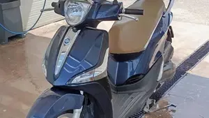 Piaggio Liberty 50 3V (2021 - 24)  (2)