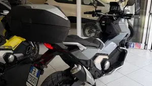 Honda X-ADV 750 DCT Adventure (2021 - 24)  (4)