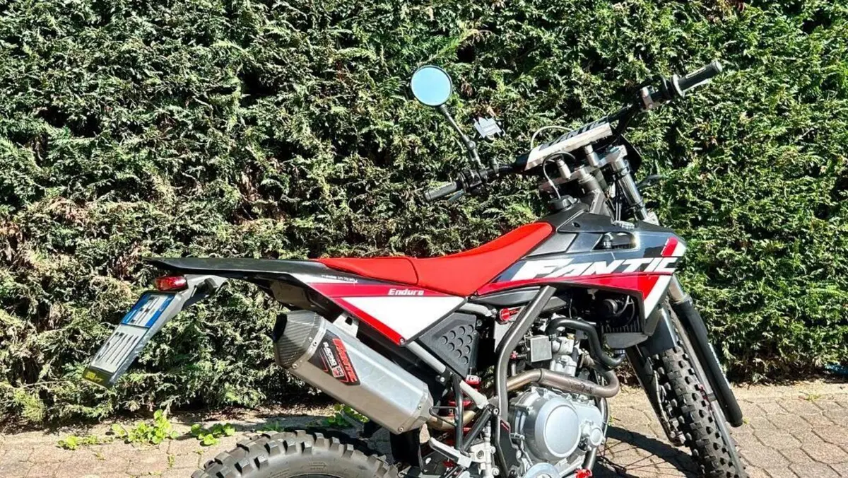 Fantic Motor Enduro 125 E Performance 4t (2017)  (4)