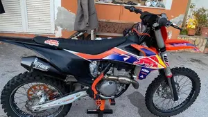KTM 250 SX-F (2021)  (3)