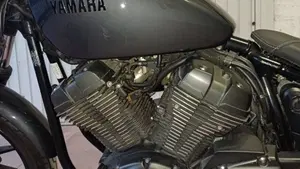 Yamaha XV 950 R ABS (2017 - 20)  (4)