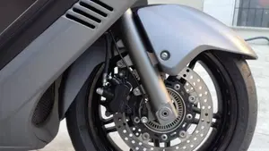 Suzuki Burgman AN 650 (2013 - 15)  (5)