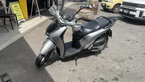 Honda SH 150i (2017 - 19)  (3)